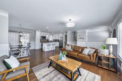 1311 Marcey Ave, Wheaton, IL 60189 photo 2