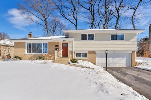 1311 Marcey Ave, Wheaton, IL 60189 photo 1