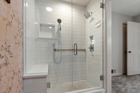3940 Dundee Rd, Northbrook, IL 60062 photo 13