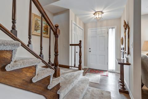 3940 Dundee Rd, Northbrook, IL 60062 photo 2