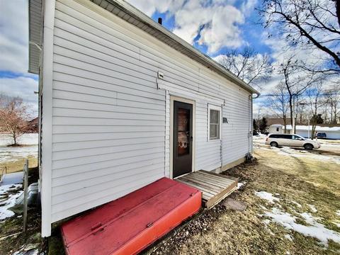 314 E 6th St, Pecatonica, IL 61063 photo 23