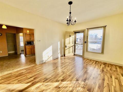 314 E 6th St, Pecatonica, IL 61063 photo 6