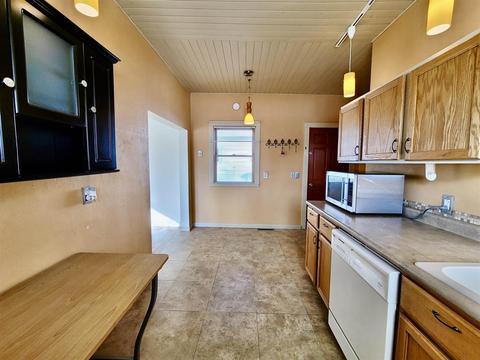 314 E 6th St, Pecatonica, IL 61063 photo 10