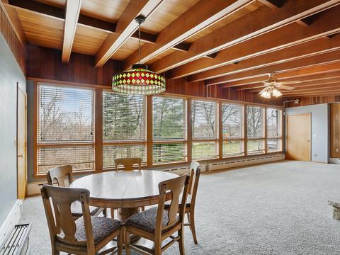 635 E 7th St, Lockport, IL 60441 photo 4