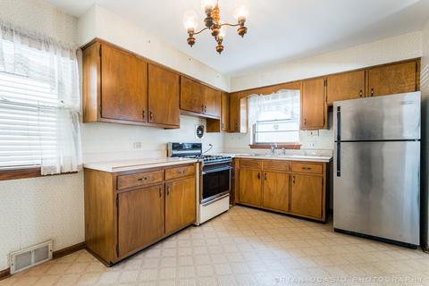 423 E Berteau Ave, Elmhurst, IL 60126 photo 6