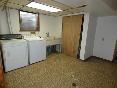 812 Forest Ct, Bartlett, IL 60103 photo 17