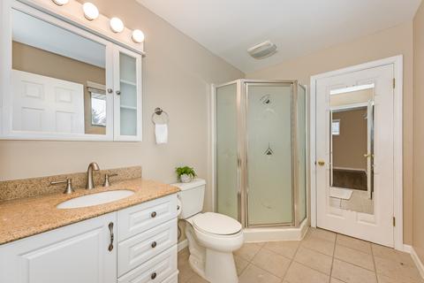 931 Edwards St, Aurora, IL 60505 photo 9