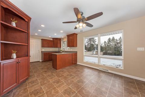 931 Edwards St, Aurora, IL 60505 photo 5