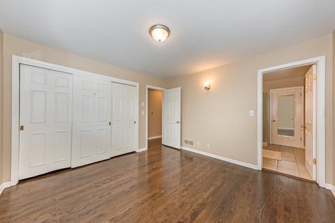 931 Edwards St, Aurora, IL 60505 photo 8