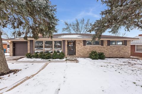 931 Edwards St, Aurora, IL 60505 photo 1