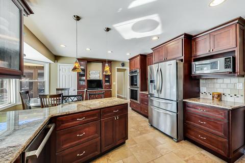 1735 E Summit Ct, Deerfield, IL 60015 photo 10