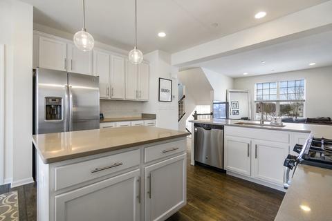 1132 E Bauer Rd, Naperville, IL 60563 photo 8