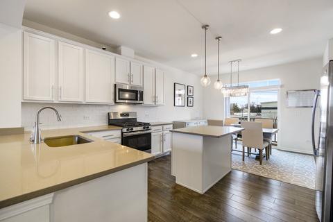 1132 E Bauer Rd, Naperville, IL 60563 photo 7
