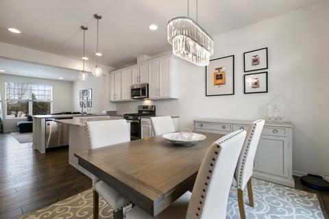 1132 E Bauer Rd, Naperville, IL 60563 photo 9
