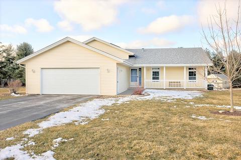 4215 Gloucester Rd, Roscoe, IL 61073 photo 1