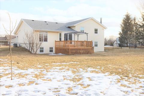 4215 Gloucester Rd, Roscoe, IL 61073 photo 5
