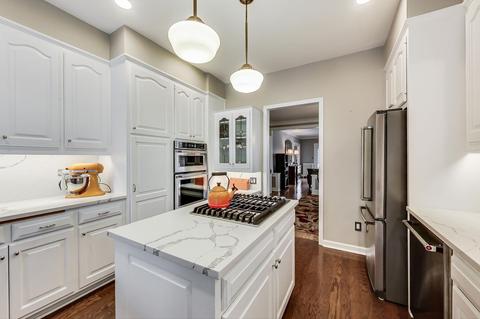 2015 Glenview Rd, Glenview, IL 60025 photo 8