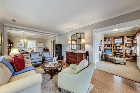 2015 Glenview Rd, Glenview, IL 60025 photo 3
