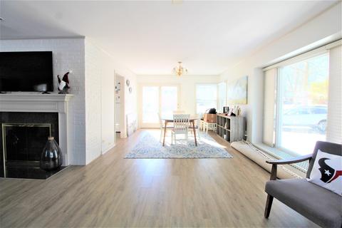 915 Glendale Rd, Glenview, IL 60025 photo 5