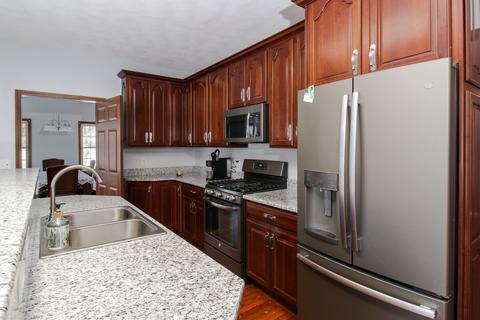 301 W 3rd St, Delavan, IL 61734 photo 9