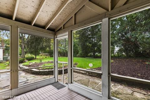 754 E Hillside Ave, Barrington, IL 60010 photo 5
