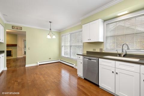 754 E Hillside Ave, Barrington, IL 60010 photo 10