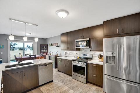 554 Lancaster Cir, Elgin, IL 60123 photo 7