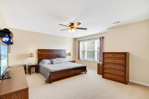 554 Lancaster Cir, Elgin, IL 60123 photo 12