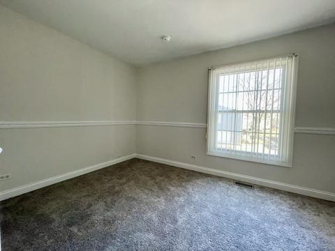 1660 Valley Forge Ct #A, Wheaton, IL 60189 photo 13