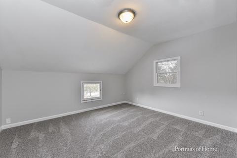 242 Forest Ave, Aurora, IL 60505 photo 14