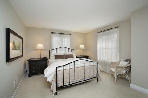 2748 Bennett Ave, Evanston, IL 60201 photo 10