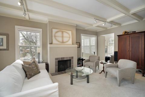 2748 Bennett Ave, Evanston, IL 60201 photo 2