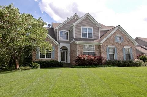 937 Angle Tarn, West Dundee, IL 60118 photo 2