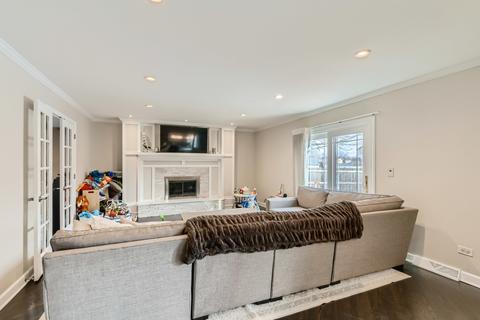 1237 N Hickory Trl, Addison, IL 60101 photo 10