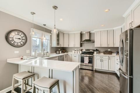 1237 N Hickory Trl, Addison, IL 60101 photo 5