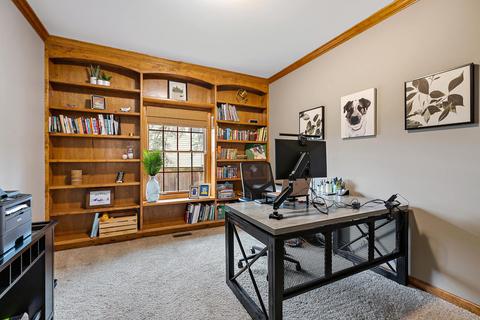 136 N Beverly St, Wheaton, IL 60187 photo 6
