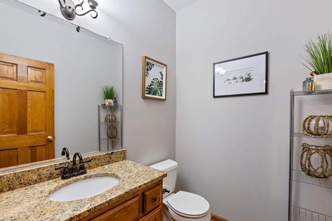 136 N Beverly St, Wheaton, IL 60187 photo 20