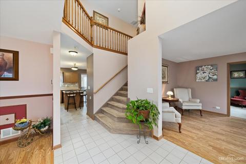 462 Haystack Ct, Dekalb, IL 60115 photo 4