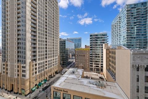 100 E 14th St #907, Chicago, IL 60605 photo 17