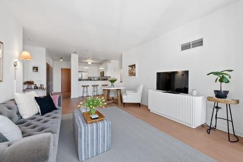 100 E 14th St #907, Chicago, IL 60605 photo 5