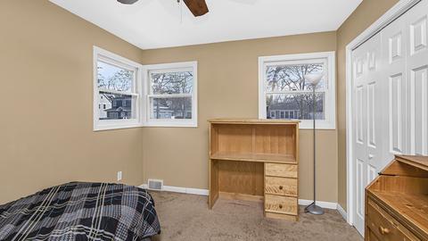 2307 Bluebird Ln, Rolling Meadows, IL 60008 photo 8