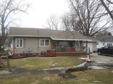 225 W Main St, Sheldon, IL 60966 photo 1