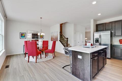 2050 Stuttle Rd, Batavia, IL 60510 photo 3
