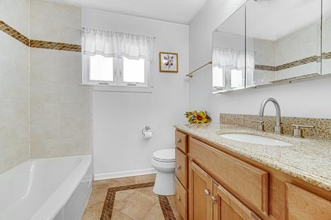 1855 Happ Rd, Northbrook, IL 60062 photo 22