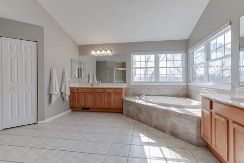 7261 Dada Dr, Gurnee, IL 60031 photo 25