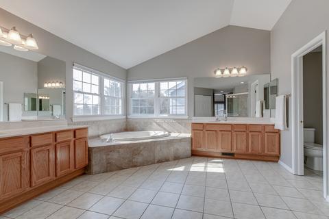 7261 Dada Dr, Gurnee, IL 60031 photo 24