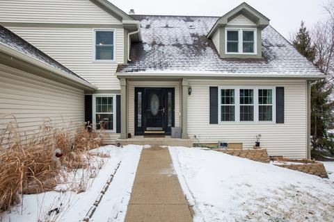 630 Kirkland Dr, Algonquin, IL 60102 photo 2