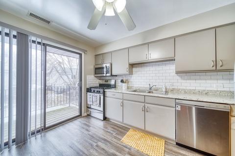 301 Walters Ln #2A, Itasca, IL 60143 photo 13