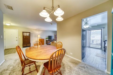 301 Walters Ln #2A, Itasca, IL 60143 photo 7