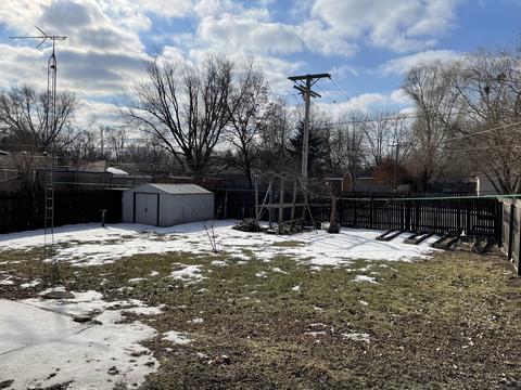 1905 Meadow Ln, Mchenry, IL 60050 photo 8